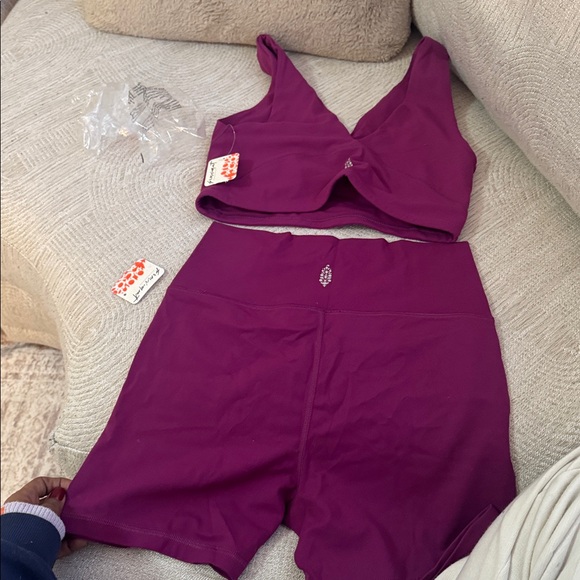 NWT FREE PEOPLE FP MOVEMENT never better bike SHORTS & TOP SET deep mulberry M - Picture 9 of 10